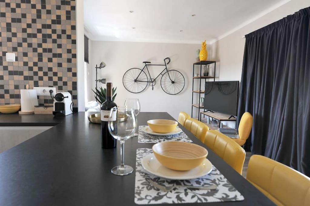 Ferienwohnung Atico Frente Al Museo Dali Figueres  Exterior foto